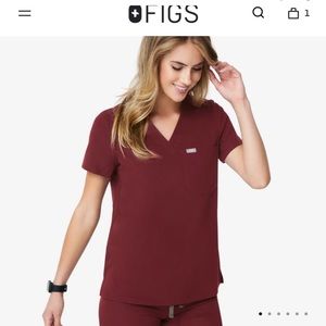Figs maroon womens small top